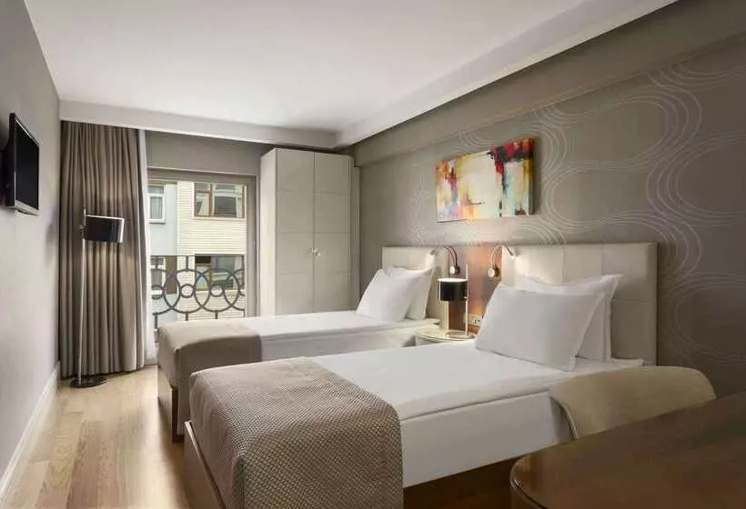 Fotos del hotel Ramada Istanbul Grand Bazaar:  20