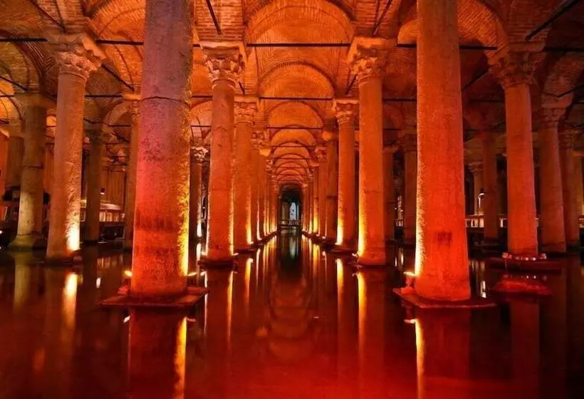 Fotos del hotel Ramada Istanbul Grand Bazaar:  9