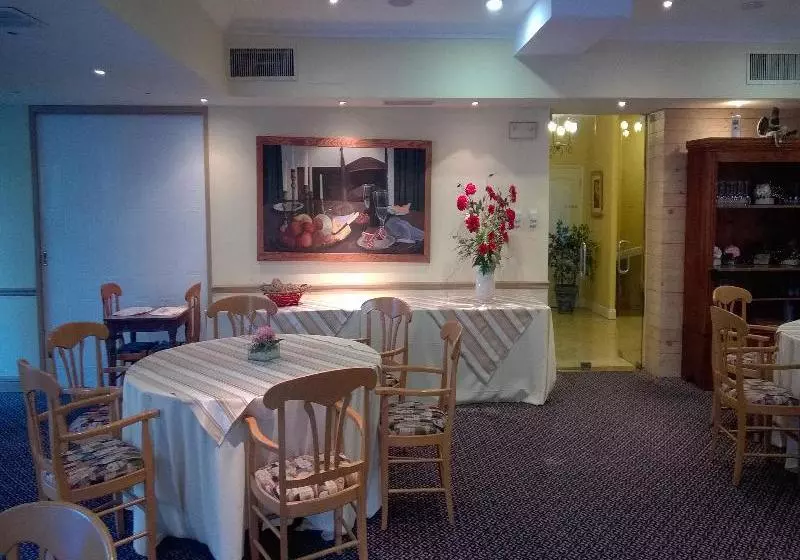 Fotos del hotel Regency Suites:  9