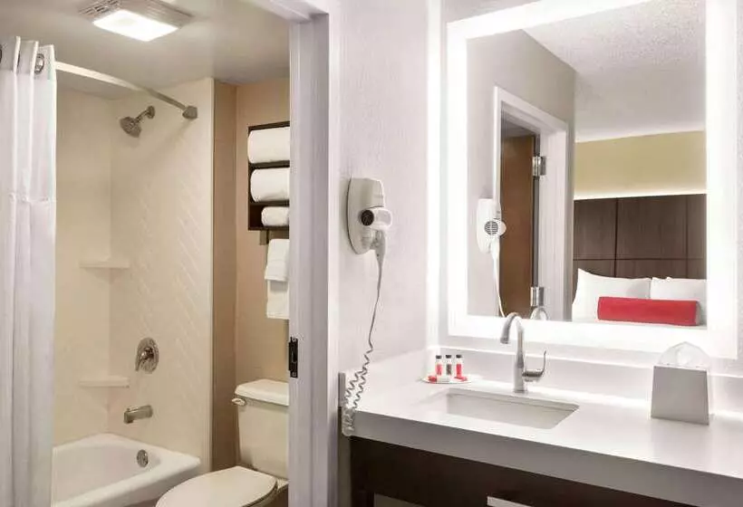 Fotos del hotel Ramada By Wyndham Suites Orlando Airport:  14