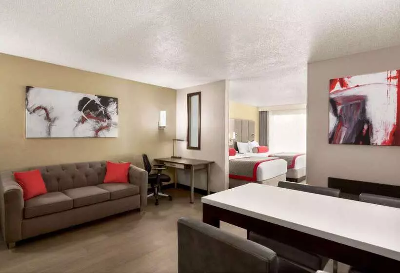 Fotos del hotel Ramada By Wyndham Suites Orlando Airport:  22