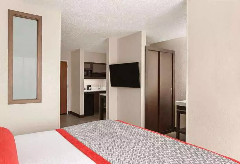 Fotos del hotel Ramada By Wyndham Suites Orlando Airport:  19