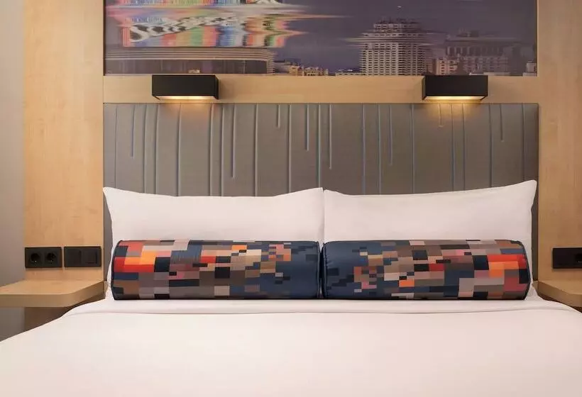Fotos del hotel Aloft Madrid Gran Via:  43