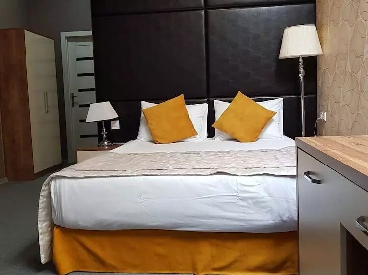 Fotos del hotel Square Inn:  25