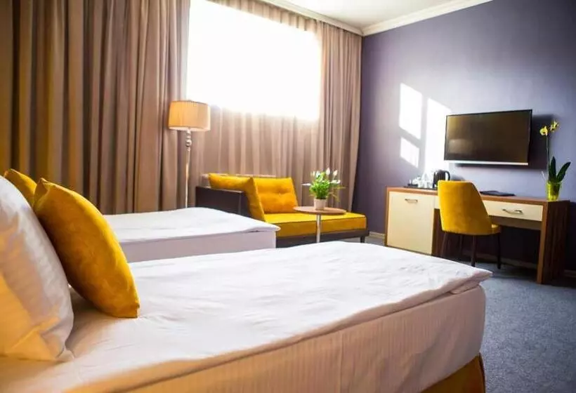 Fotos del hotel Square Inn:  12