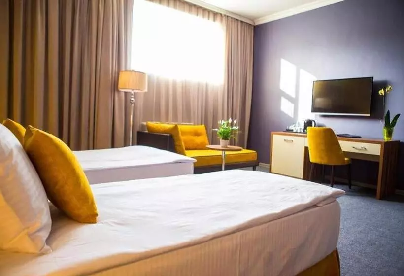 Fotos del hotel Square Inn:  6