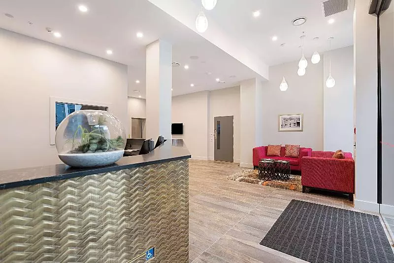Fotos del hotel Ramada Suites Victoria Street West:  2