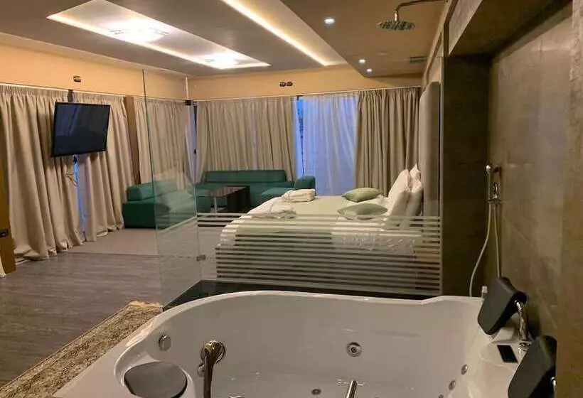 Fotos del hotel Albanopolis:  10