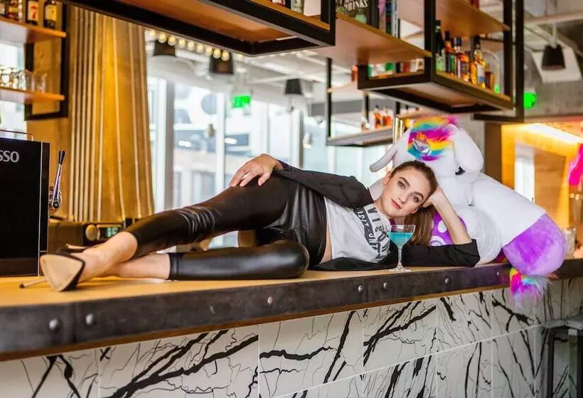 Fotos del hotel Moxy Boston Downtown:  18
