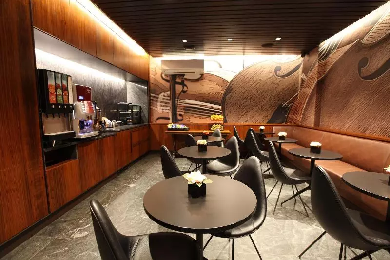 Fotos del hotel Carnegie Hotel:  3