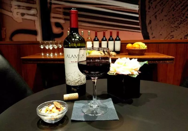 Fotos del hotel Carnegie Hotel:  16