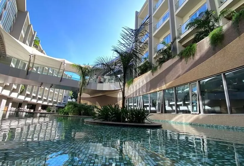 Radisson Blu  & Residence Nairobi Arboretum