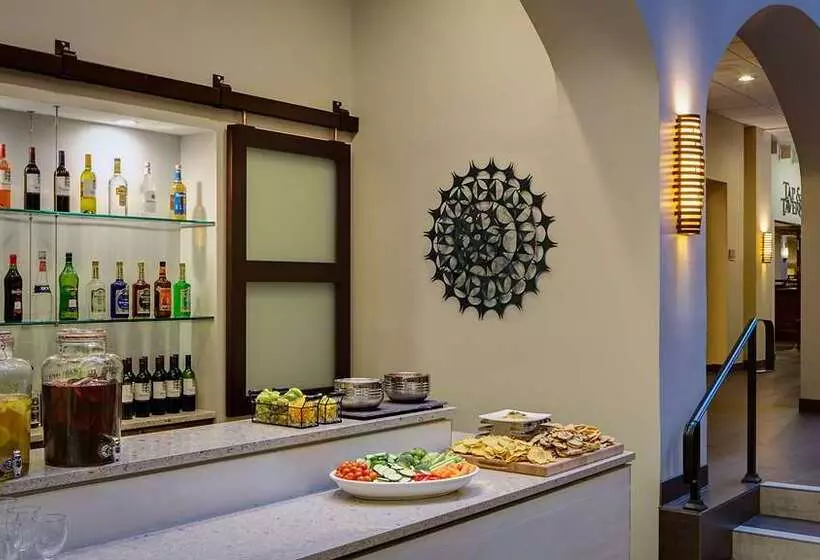 Fotos del hotel Embassy Suites By Hilton Dallas-love Field:  18