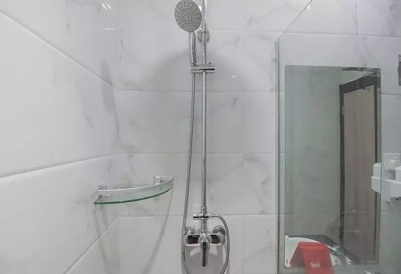 Fotos del hotel Reddoorz Premium Near Grand Batam Mall:  15
