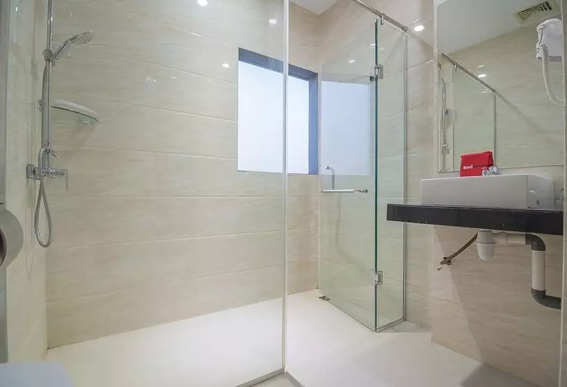 Fotos del hotel Reddoorz Premium Near Grand Batam Mall:  14