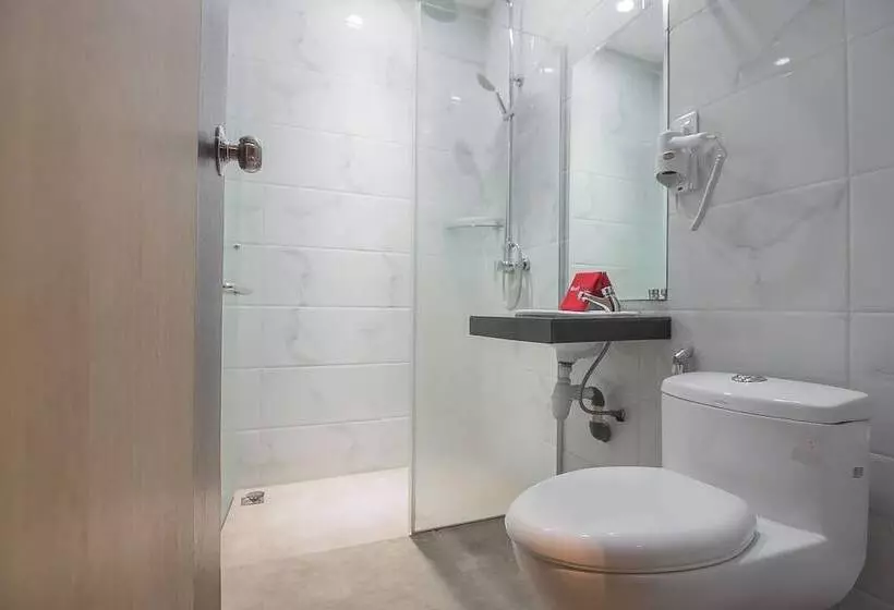 Fotos del hotel Reddoorz Premium Near Grand Batam Mall:  13