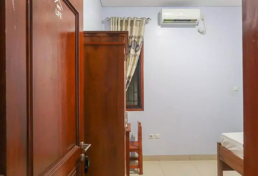 Fotos del hotel Koolkost Syariah @ Duri Kosambi:  13