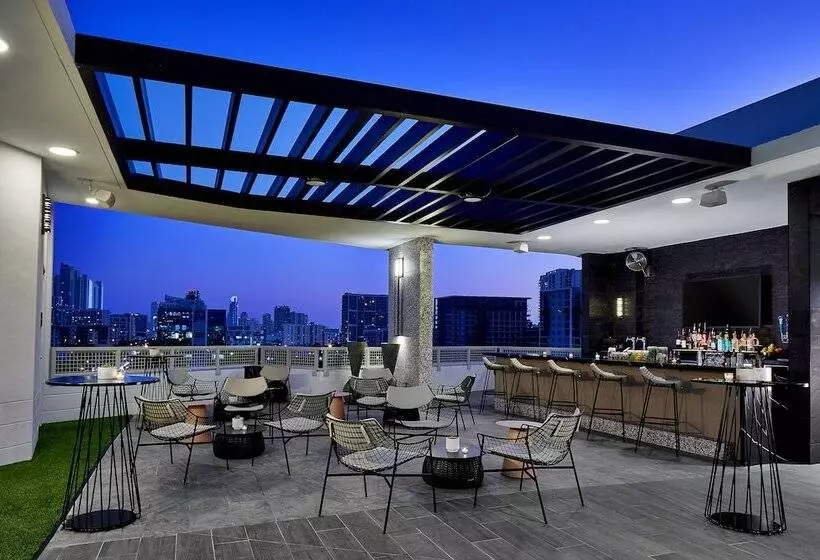 Fotos del hotel Ac  Miami Wynwood:  20