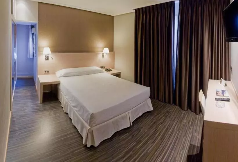 Fotos del hotel Asturias:  7