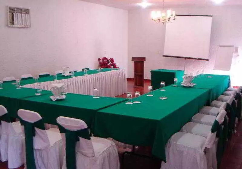 Fotos del hotel Aristos Mirador Cuernavaca:  6