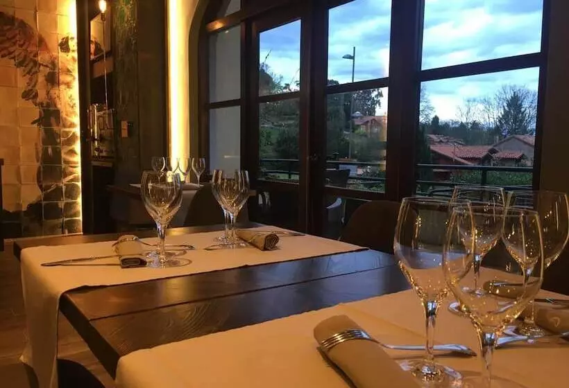 Fotos del hotel Comillas:  17