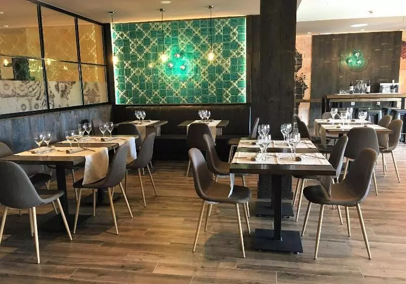 Fotos del hotel Comillas:  23