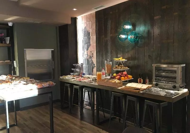 Fotos del hotel Comillas:  20