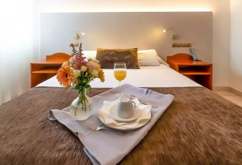 Fotos del hotel Ponferrada Plaza:  12