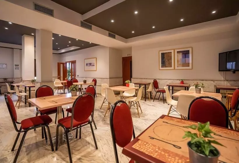 Fotos del hotel Yit Conquista De Toledo:  11