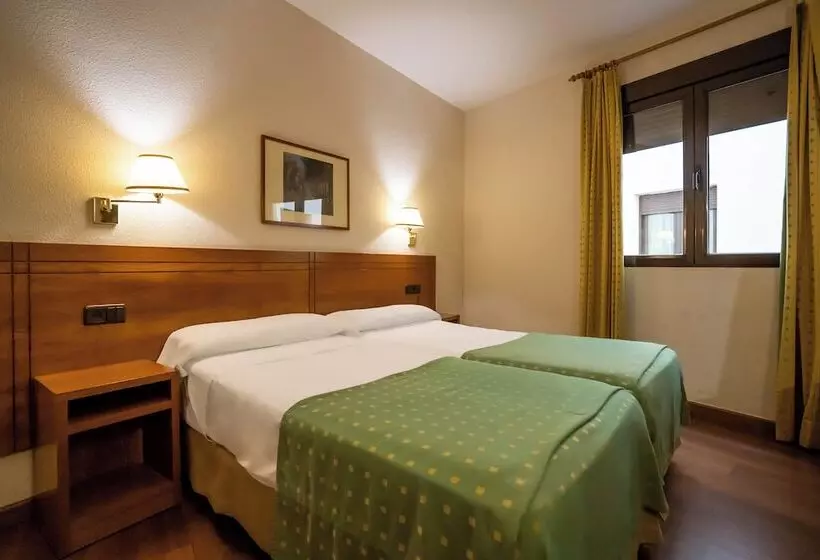 Fotos del hotel Yit Conquista De Toledo:  13