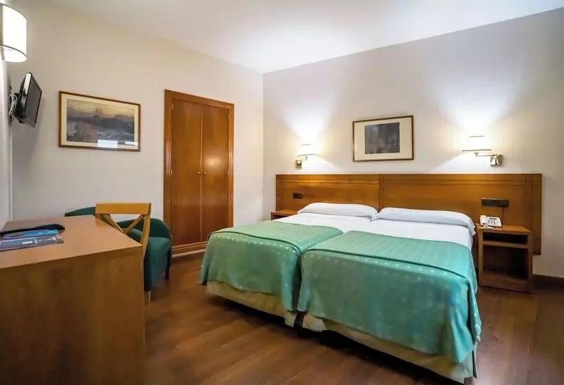 Fotos del hotel Yit Conquista De Toledo:  14