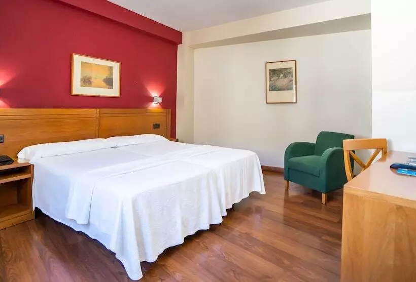 Fotos del hotel Yit Conquista De Toledo:  15