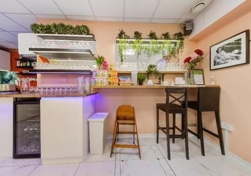 Fotos del hotel Grantly:  4