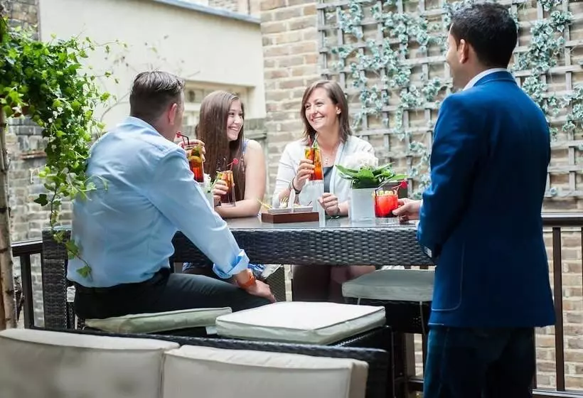 Fotos del hotel The Montague On The Gardens:  8