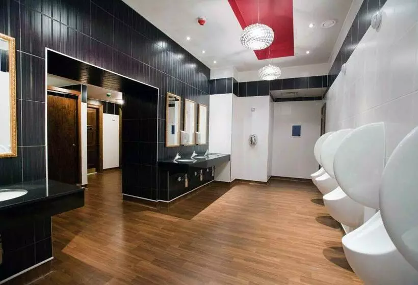 Fotos del hotel The White Lady Wetherspoon:  14