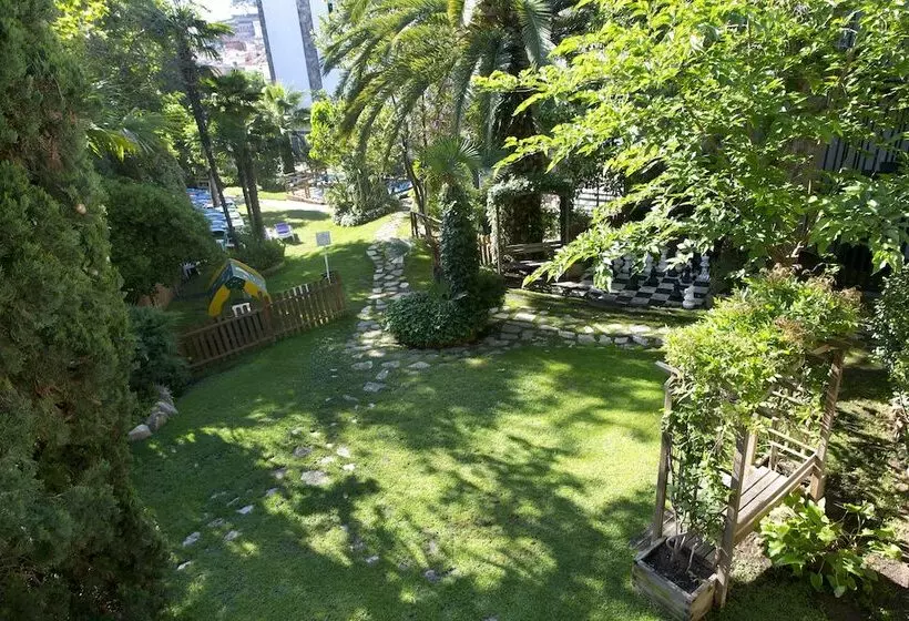 Fotos del hotel Ght Neptuno:  33