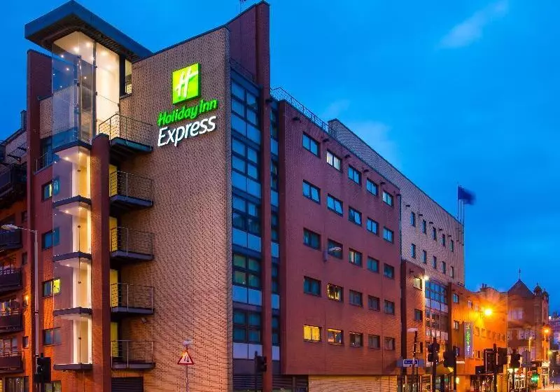Fotos del hotel Holiday Inn Express - Glasgow - City Ctr Riverside, An Ihg:  7