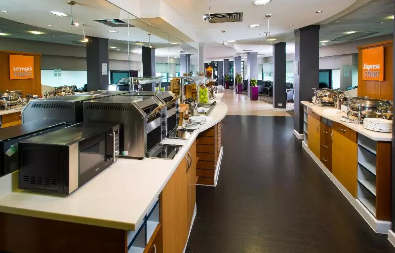 Fotos del hotel Holiday Inn Express - Glasgow - City Ctr Riverside, An Ihg:  13