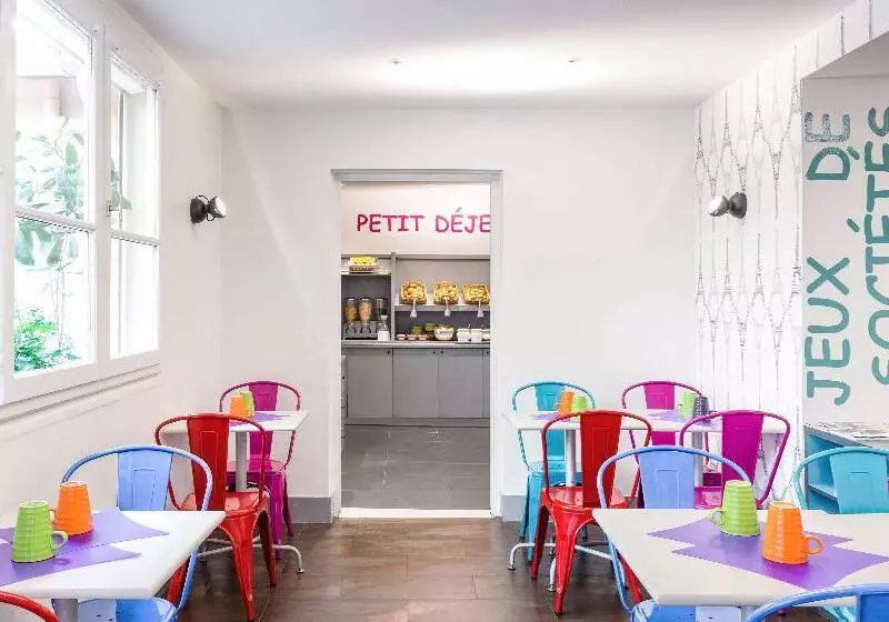 Fotos del hotel Ibis Styles Paris Eiffel Cambronne:  7