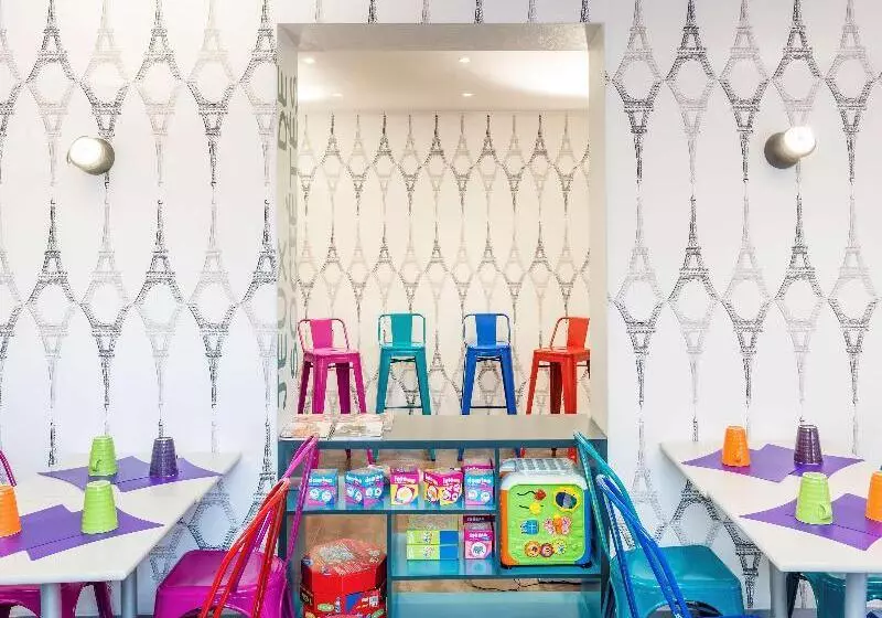 Fotos del hotel Ibis Styles Paris Eiffel Cambronne:  9