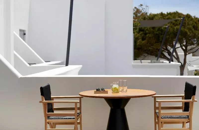 Fotos del hotel Kalisti  & Suites:  9