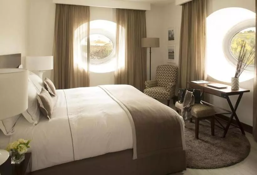 Pateo Dos Solares Charm