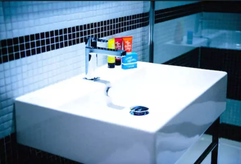 Fotos del hotel Stay Central:  25