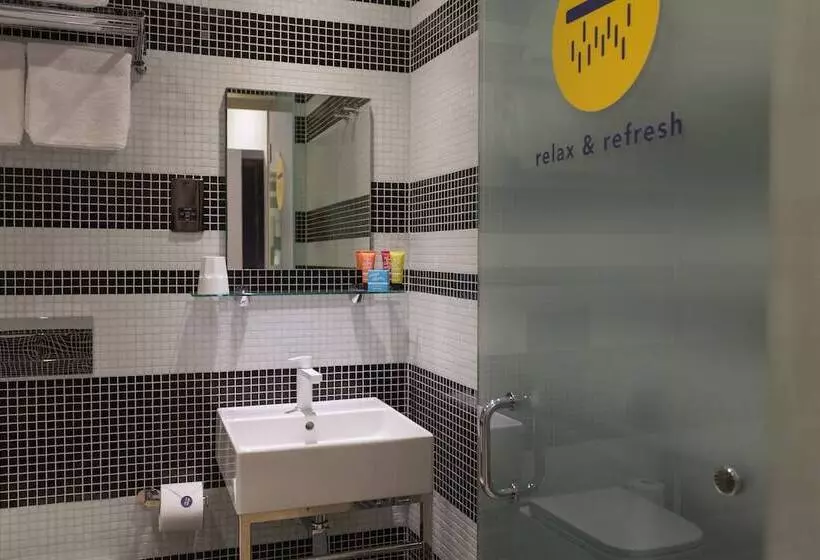 Fotos del hotel Stay Central:  21