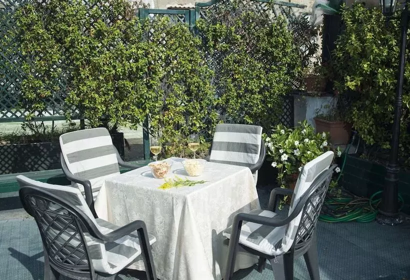 Fotos del hotel Del Real Orto Botanico:  6