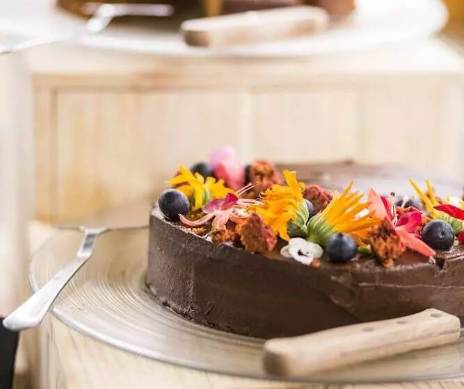 Fotos del hotel Midmost By Majestic  Group:  9