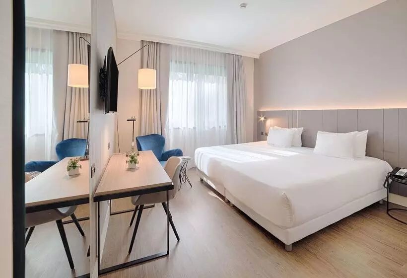 Fotos del hotel Nh Roma Villa Carpegna:  2