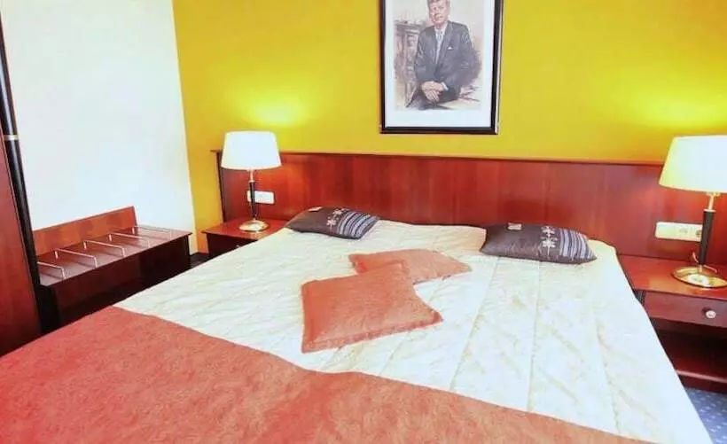 Fotos del hotel Superior Hotel Präsident:  11