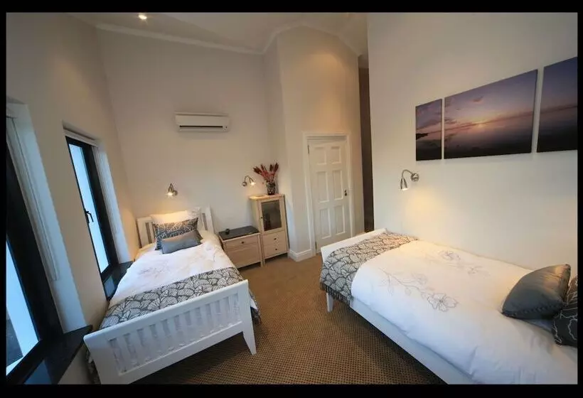 Fotos del hotel Orange Inn:  11