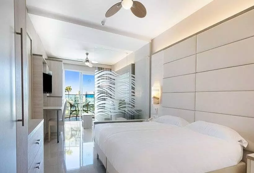 Bull Dorado Beach & Spa